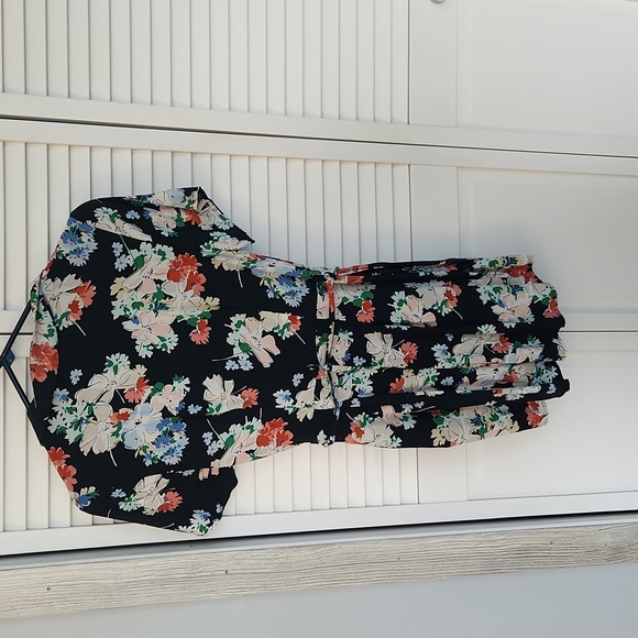 Abercrombie & Fitch Black Floral Romper XS - Picture 6 of 6